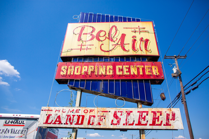 Bel Air Shopping Center sign,  Jackson, Mississippi 3