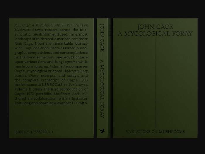 The back cover features Traulha Regulara and Italica.