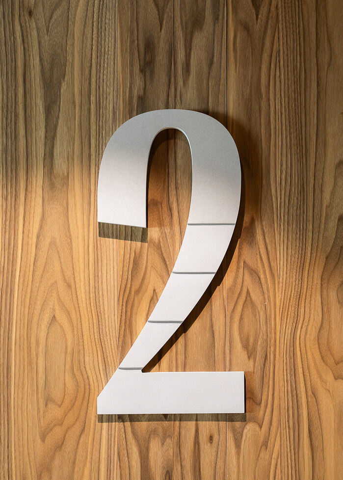 Lakeside office buildings wayfinding system 9
