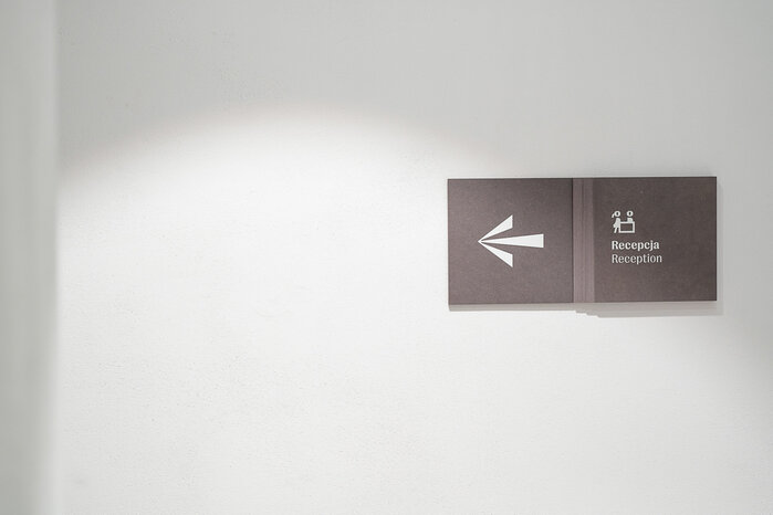 Lakeside office buildings wayfinding system 11