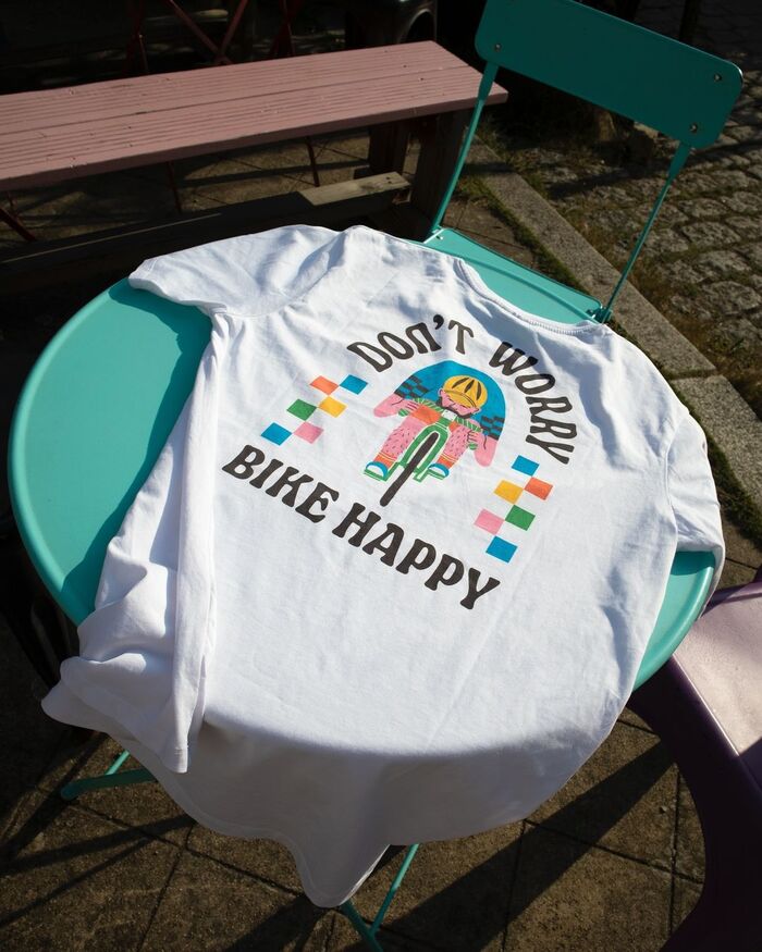 “Don’t Worry, Bike Happy” T-shirt 2