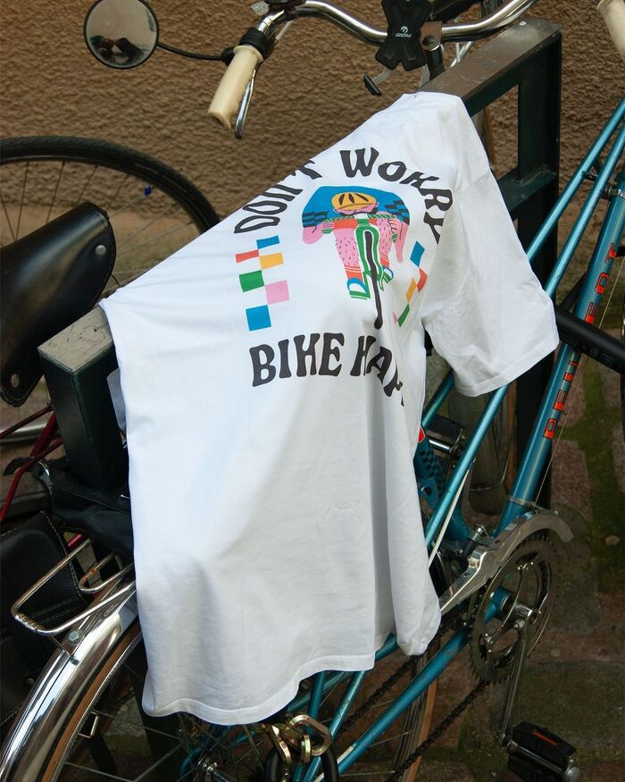 “Don’t Worry, Bike Happy” T-shirt 5