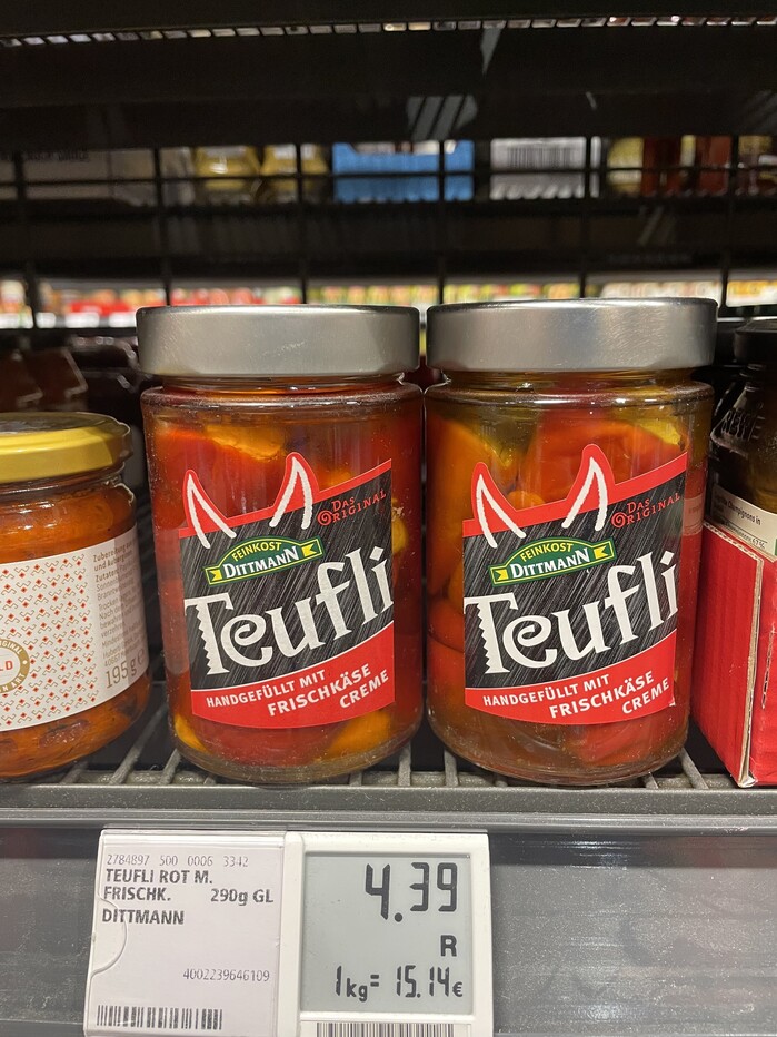 Update: in 2024, Teufli still relies on FF Mambo. It’s now set on an angle.