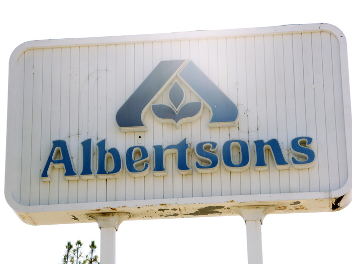 Albertsons logo and signs 1