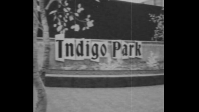 A still of the opening cutscene featuring the older variant of the logo, mimicking Disneyland’s, using Bradley.