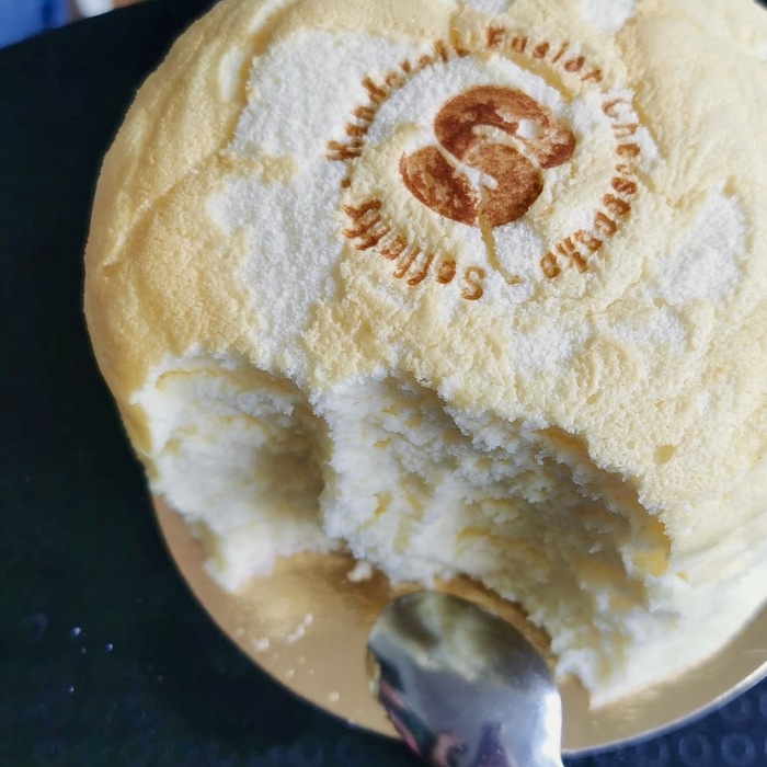 When finished, the fluffy cakes get branded with a burn mark.