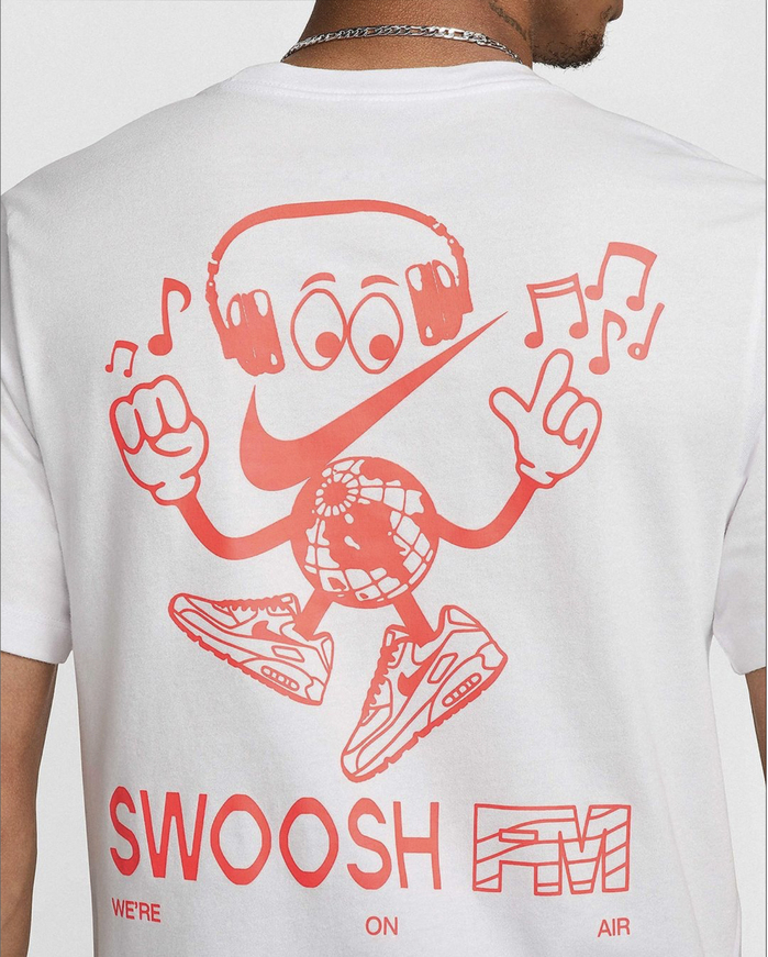 Nike SWOOSH FM 3