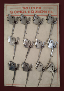 <span>Point-of-sale display for compasses</span>