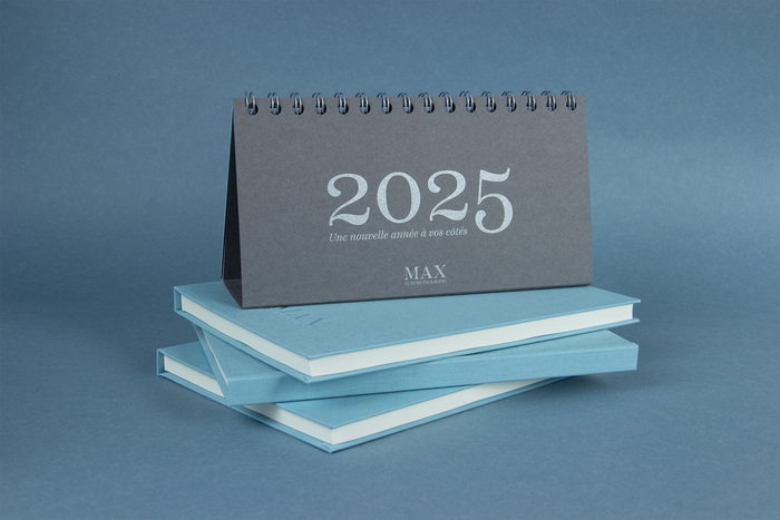 2025 Calendar 4
