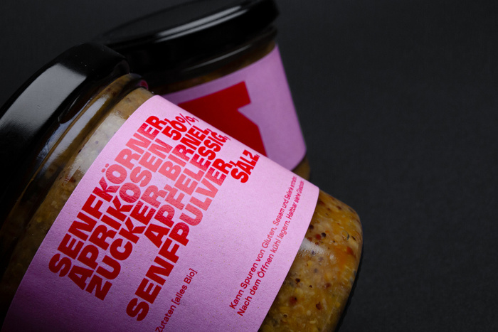 For the opening of the space, Tanzhaus Basel created a self-made mustard showcasing the identity on the packaging.