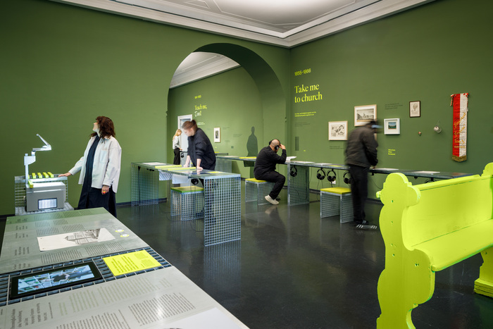 It’s me, Toni at Nordico Stadtmuseum Linz 4