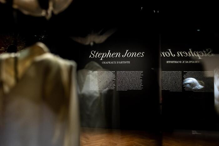 Stephen Jones. Chapeaux d’artiste exhibition 3