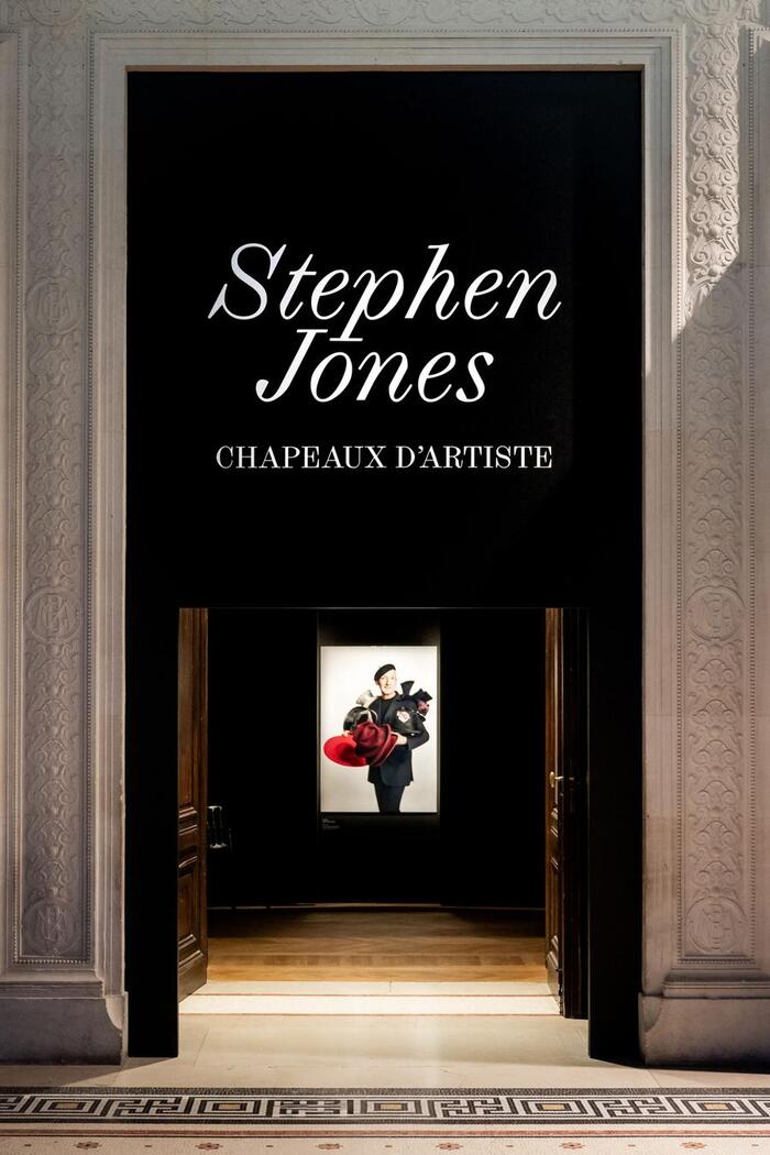 Stephen Jones. Chapeaux d’artiste exhibition 1