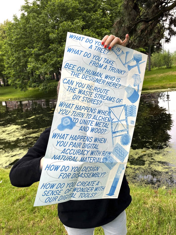 What do you see in a tree? leaflet 1