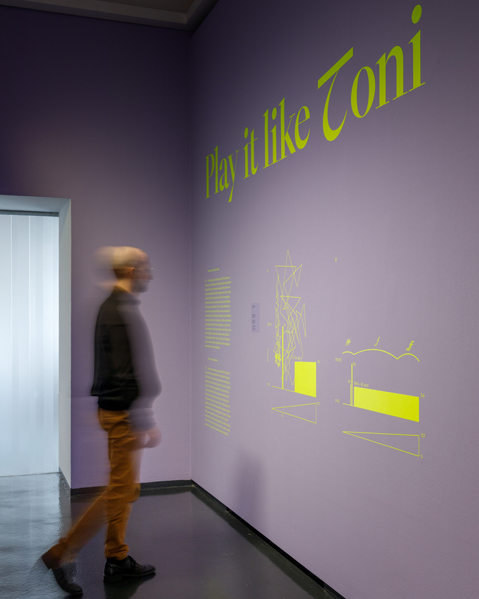 It’s me, Toni at Nordico Stadtmuseum Linz 10