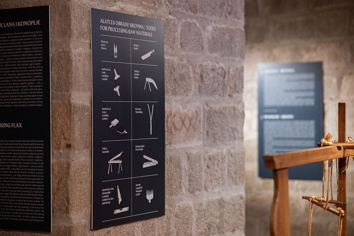 Čarolija tekstila / The Magic of Textiles exhibition 8