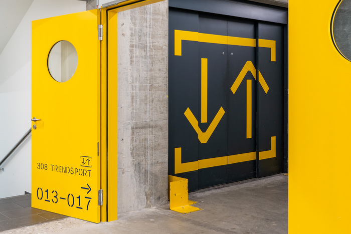 U70 sign system 7