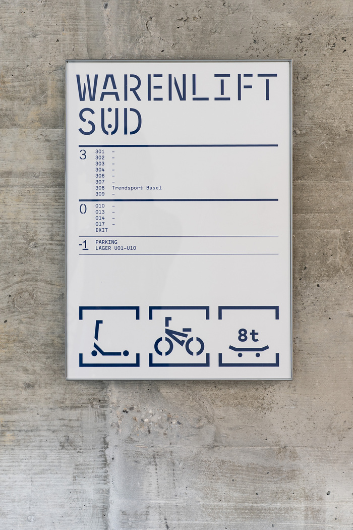 U70 sign system 8