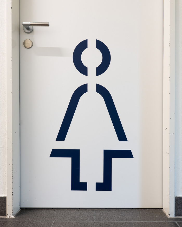 U70 sign system 9