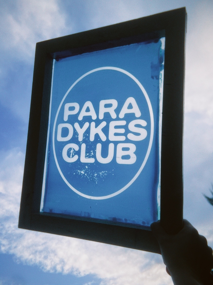 Paradykes Club 4