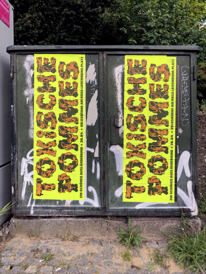 Toxische Pommes – Ein schönes Ausländerkind at Volksbühne poster 3