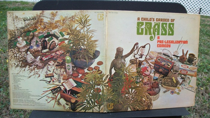 Front and back of the gatefold LP