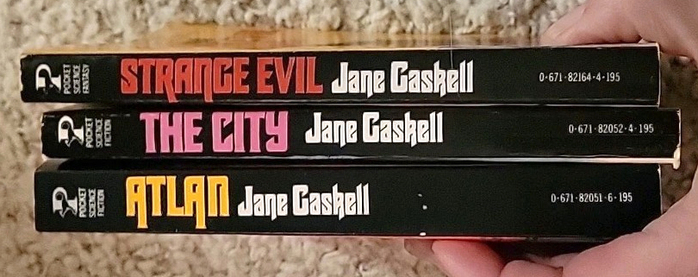 Bolero is also used on the book spines.