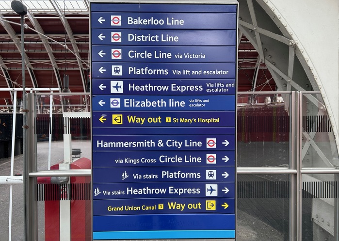 Photograph taken at Paddington Station on 29 May 2025. Colour matching is hard…