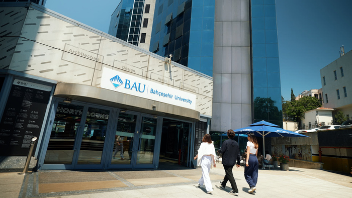 Bahçeşehir University logo 2