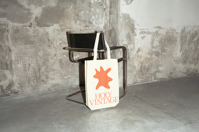 Holy Vintage 9