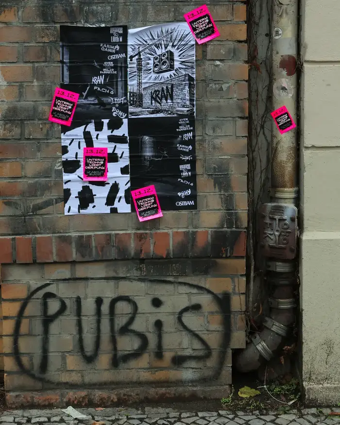 Unterm Techno liegt der Punk 4