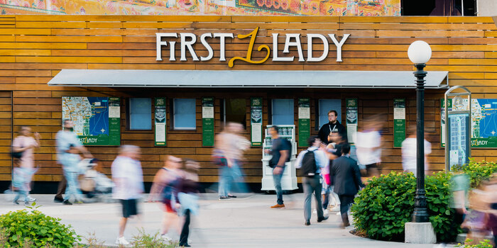 First Lady boat tour 7