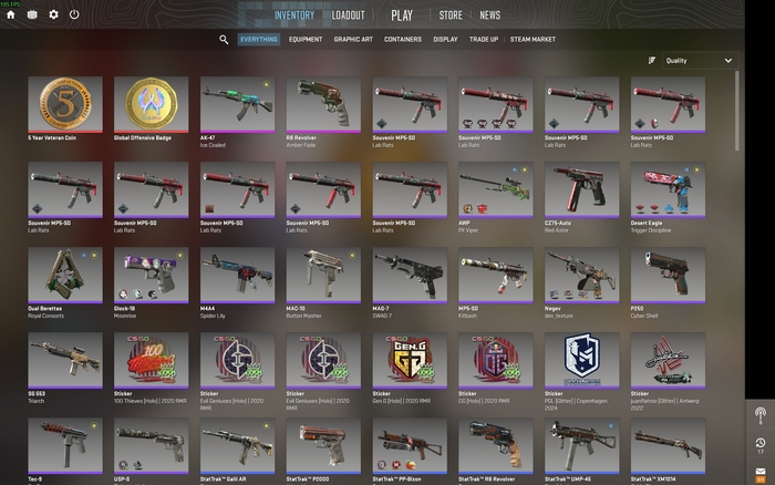 My lackluster inventory. While hard to see unless zoomed in, most of the UI's backgrounds use a checkered pattern.