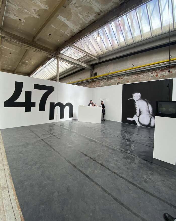 47m Contemporary art space 3
