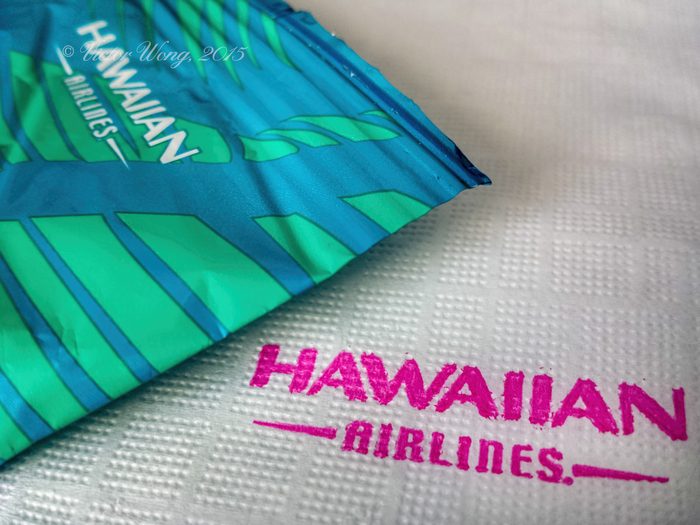 The wordmark as seen on a napkin and snack pack