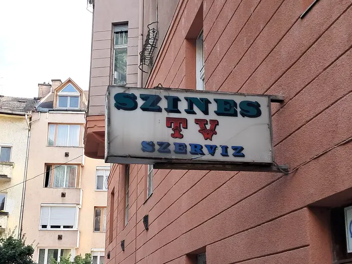Színes TV Szervíz, Budapest 1