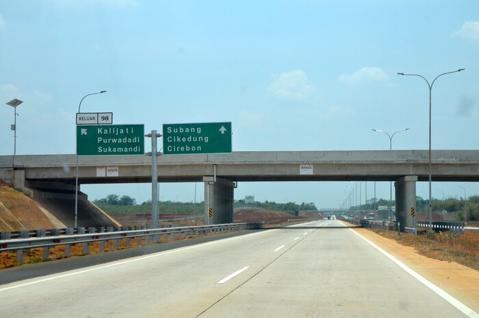 Cikopo-Palimanan Exit 98 signage 1