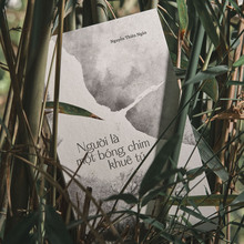 <cite>The silhouette of a noble crane by </cite>Nguy?n Thiên Ng?n