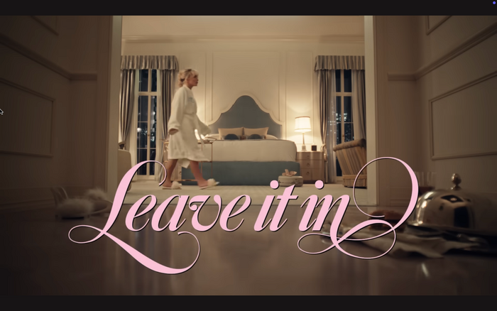 Redken × Sabrina Carpenter – “ABC Leave It In” commercial 3