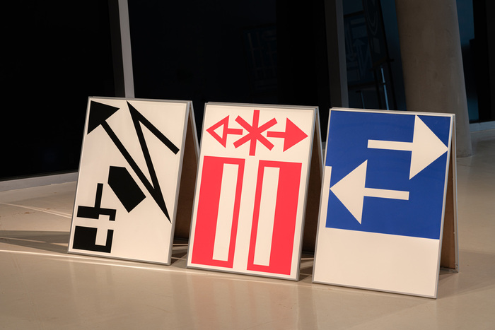 DDP Open Curating vol. 34: The Shape of Letters in Sign Languages 6
