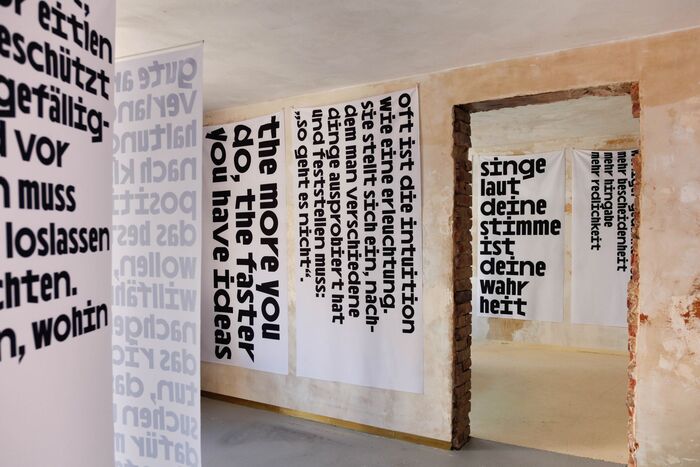 satzfahnen exhibition 2