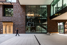Interdisciplinary Engineering Building, University of Washington sign system