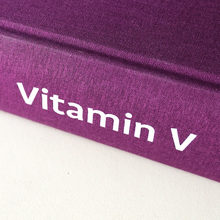 <cite>Vitamin V. Lehrbuch der vegetarischen und veganen Küche </cite>by Matthias Bieler