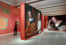 <cite>Thuis bij Jan Steen</cite> at Museum De Lakenhal