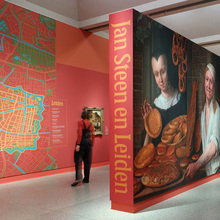 <cite>Thuis bij Jan Steen</cite> at Museum De Lakenhal