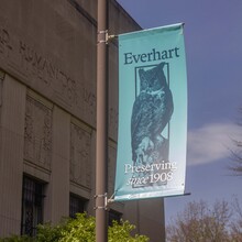 Everhart Museum exterior banners