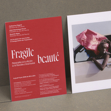 <cite>Fragile beauté </cite>exhibition
