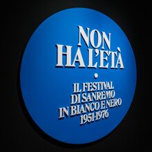 <cite>Non ha l’Età</cite> exhibition