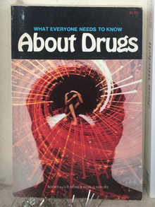 <cite>What Everyone Needs to Know About Drugs</cite> book cover