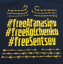 “#freeAfanasiev #freeKolchenko #freeSentsov” T-Shirt